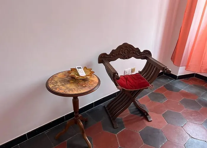Domus Alexandra Apartment